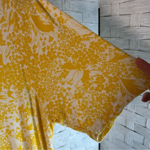 Lane Bryant Max Swing Perfect Sleeve Crew-Neck
Tee Shirt floral spring plus size - Picture 6 of 13